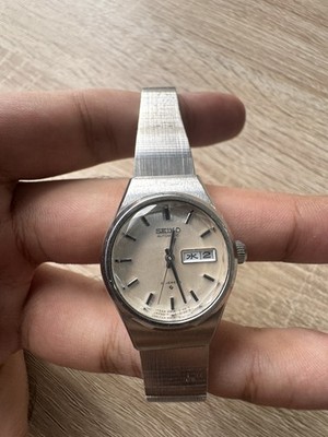 Vintage Seiko Automatic 21 Jewels Ladies Watch    Japan Made 2906-0090