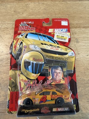 1999 NASCAR Racing Champions #4 Kodak Max Film Bobby Hamilton Issue #1 (G)