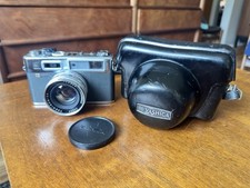 Yashica Electro 35 - w/ lens Film Camera with case yashinon dx 1:1.7 45 MM