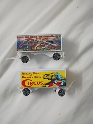 2 HO Scale Ringling Brothers Elelepnt And Lion Tamer Wagons 