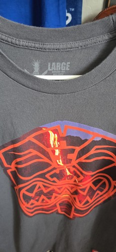Farmers Market Hawaii FMHI Gray T-Shirt men's size Large Red/Purple akua graphic - Picture 5 of 6