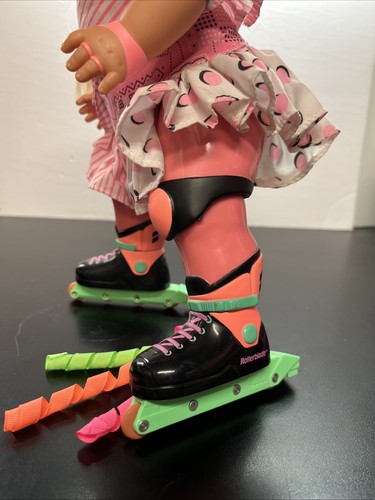 VINTAGE Baby Rollerblade Doll 1991 By Mattel Works Roller Derby Skates Blonde G1 - Picture 4 of 10