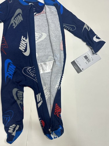Neu Nike Baby Pyjama mit Füßen wandelbare Handhandschuhe Reißverschluss Nachtwäsche Größe 6M - Bild 5 von 6