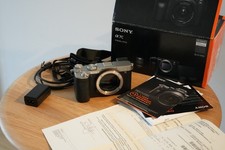 Sony Alpha a7C 24,2MP Spiegellose Systemkamera - Silber (Nur Gehäuse)