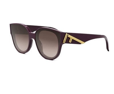 BRAND NEW FENDI FE40111I NEVER WORN BEFORE