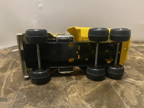 Vintage Nylint Yellow Construction Dump Truck Pressed Steel 8” - Picture 8 of 9