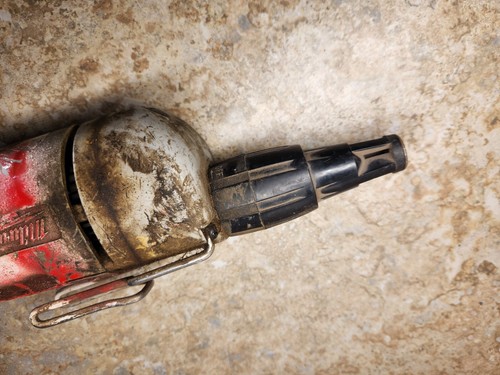 Milwaukee Electric Screw Shooter - 2500 RPM Screw Gun 6798-1  - Picture 5 of 9