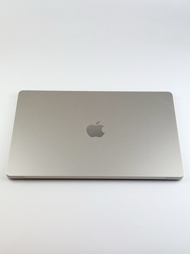 Apple Macbook Air (M3) 15” 2024 8GB RAM 256GB SSD - Excellent Condition - Afbeelding 9 van 10