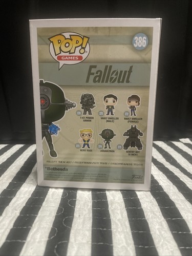 Fallout Funko Pop! - Assaultron (Glow-in-the-Dark) #386 - 2018 NYCC Exclusive - Picture 3 of 6