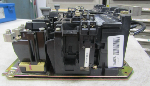💥ALLEN BRADLEY GRÖSSE 2 REVERSIERSTARTER 3Ø 3 POLIG 25 PS 600V 120V SPULE 520F-COD - Bild 5 von 10