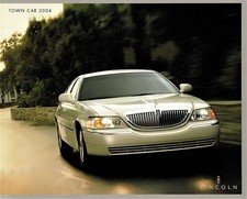 2004 Lincoln Town Car Signature Ultimate Ultimate L Deluxe Dealer Sales Brochure
