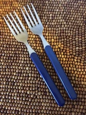 Picnic Time Stainless Between DARK ROYAL BLUE Oval Tip 2 DINNER FORKS 7 3/4"