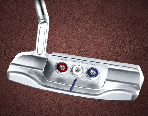 Scotty Cameron Newport 1.5 Plus Button Back Champions Choice - 2023 - Brandneu - 34"