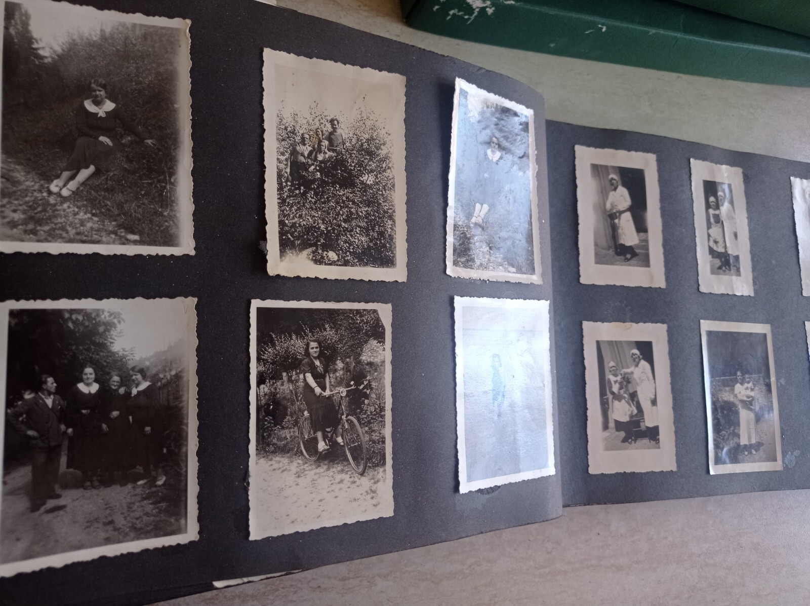 Picture 7 of 24