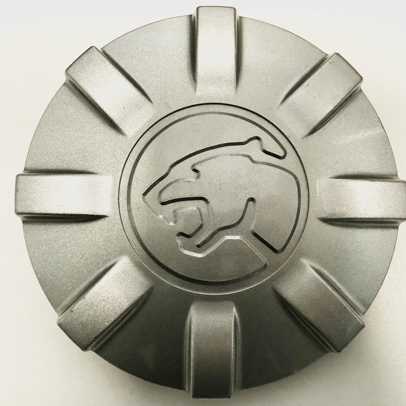 Set of 4 OEM Silver Center Caps for 19931996 Mercury Cougar F3WC1A097