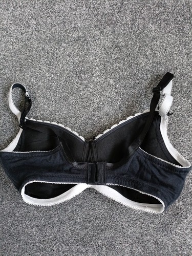 Royce Post Surgery Mastectomy Bras Set Of 2 Bras 32d - Picture 5 of 5