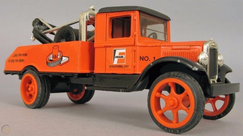 FRAM FILTERS STRATFORD ONT CANADA 1931 HAWKEYE WRECKER TOW TK 93 ERTL BANK #2792 - Picture 2 of 5