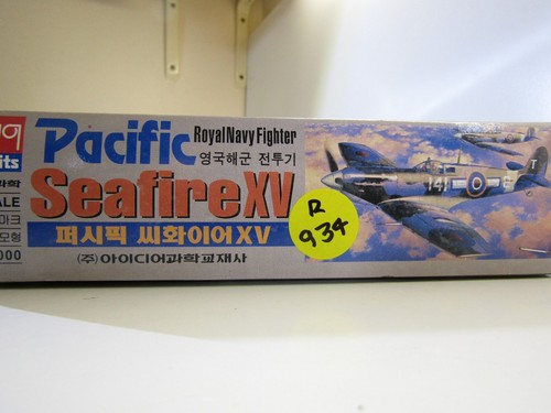 IDEA 1:48 Scale Pacific Seafire XV model kit # AP129-3000 - Picture 8 of 9