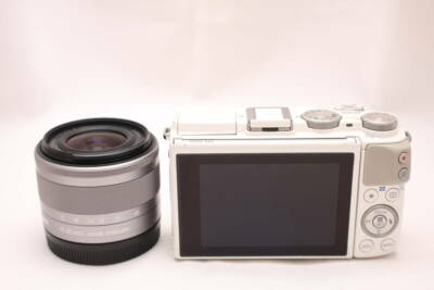 Canon Mirrorless SLR Camera EOS M3 Lens Kit White EF-M15