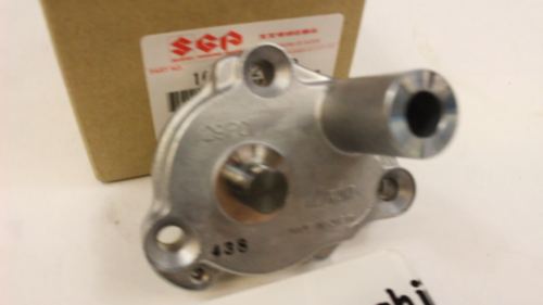 SUZUKI Genuine LTZ 400 DRZ 400 Engine Oil Pump 16400-29F00 new - Video 1 of 1