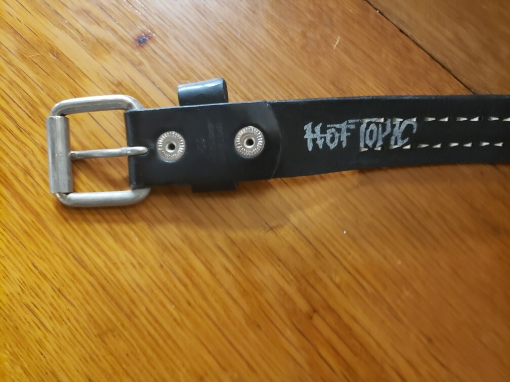 Vintage 90s/2000s Hot Topic Leather Studded Belt Size 44