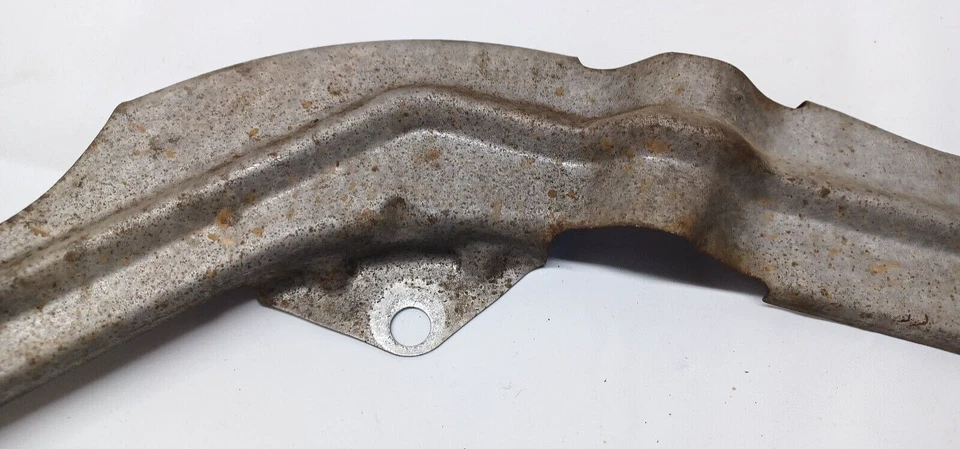 93-02 CAMARO Z28 FIREBIRD TA USADO OEM LÍNEA DE COMBUSTIBLE ESCUDO TÉRMICO PLACA PROTECTORA Foto 3 de 4