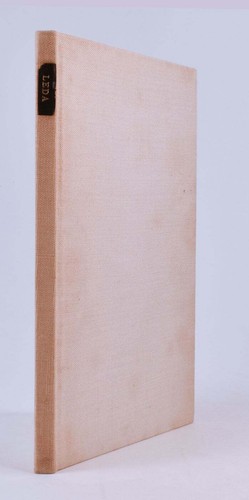 Huxley. Leda. Garden City. 1929. Wood-engravings by Eric Gill. Signed by Huxley. - Picture 2 of 5