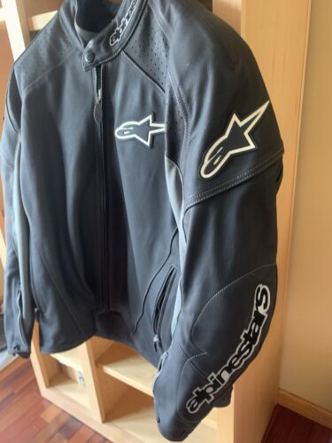 AlpineStars Heavy Duty Leather Motorcycle Jacket Size 48 USA - Picture 3 of 13