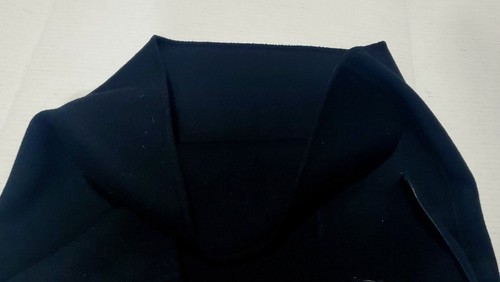 Ladies Skirt - REAL CLOTHES  - Saks Fifth Avenue - Black 100% Wool Skirt -Size 8 - Picture 5 of 5