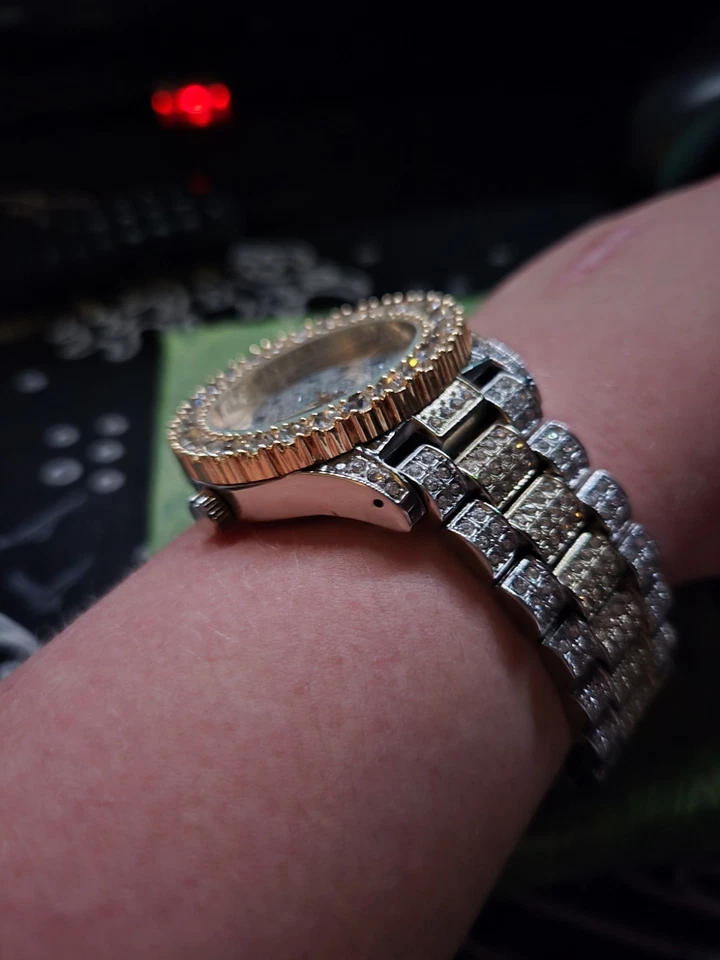 Reloj Hombre Piedras Preciosas Chapadas en Oro Foto 3 de 4