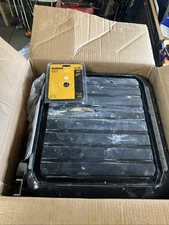 Project Source 4.5in Blade Corded Wet  Tile Saw 14.1in x 13in Dewalt Blade