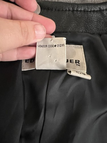Vintage 90’s AKA Eddie Bauer Women’s Black Leather Vest Size L - Bild 7 von 9
