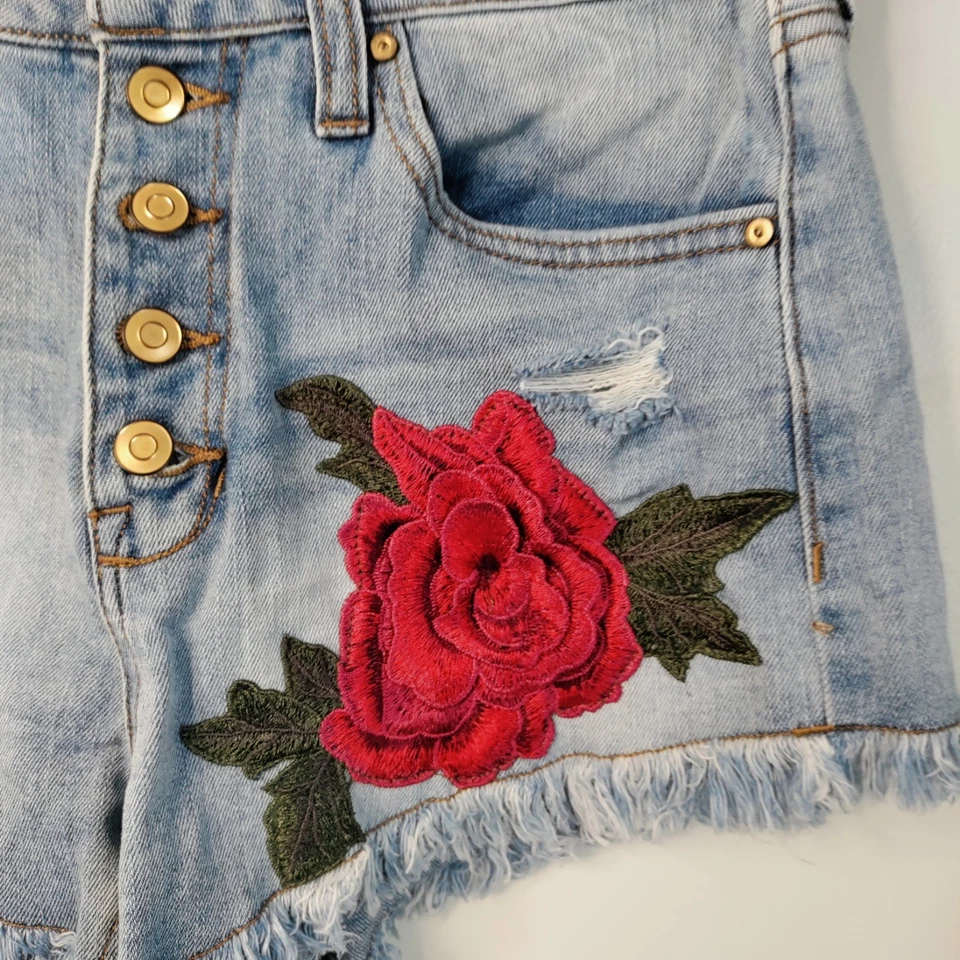 Pantalones Cortos de Motociclista de tiro alto NOBO Bordados Rosa Denim Botón Mosca 7 Artísticos Deshilachados Y2K Foto 3 de 4