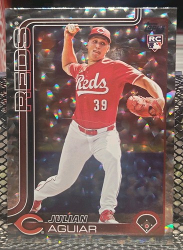 2025 Topps Series 2 - Julian Aguiar #566 Silver Crackle Foilboard (RC)