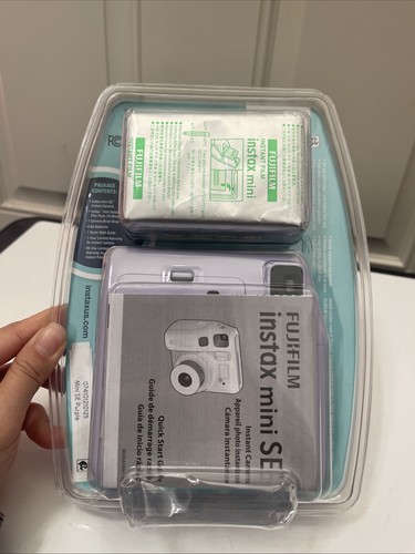 Fujifilm Instax Mini SE Instant Film Camera Purple Blister Bundle - New - Picture 2 of 4