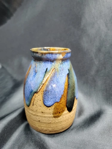 B4 4" Vintage Clay artist vase southwest Drip design Signed 