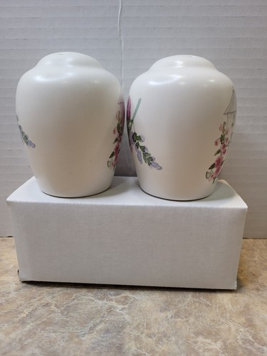 Pfaltzgraff Cape May Salt and Pepper Shakers Birdhouse Florals - Picture 5 of 10