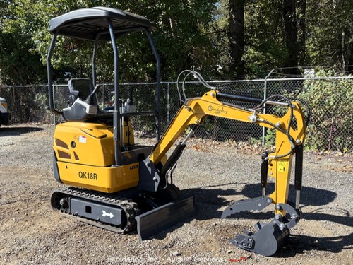 2025 CFG QK18R Hydraulic Mini Excavator Crawler Blade Hyd Thumb Aux bidadoo -New - Picture 2 of 12