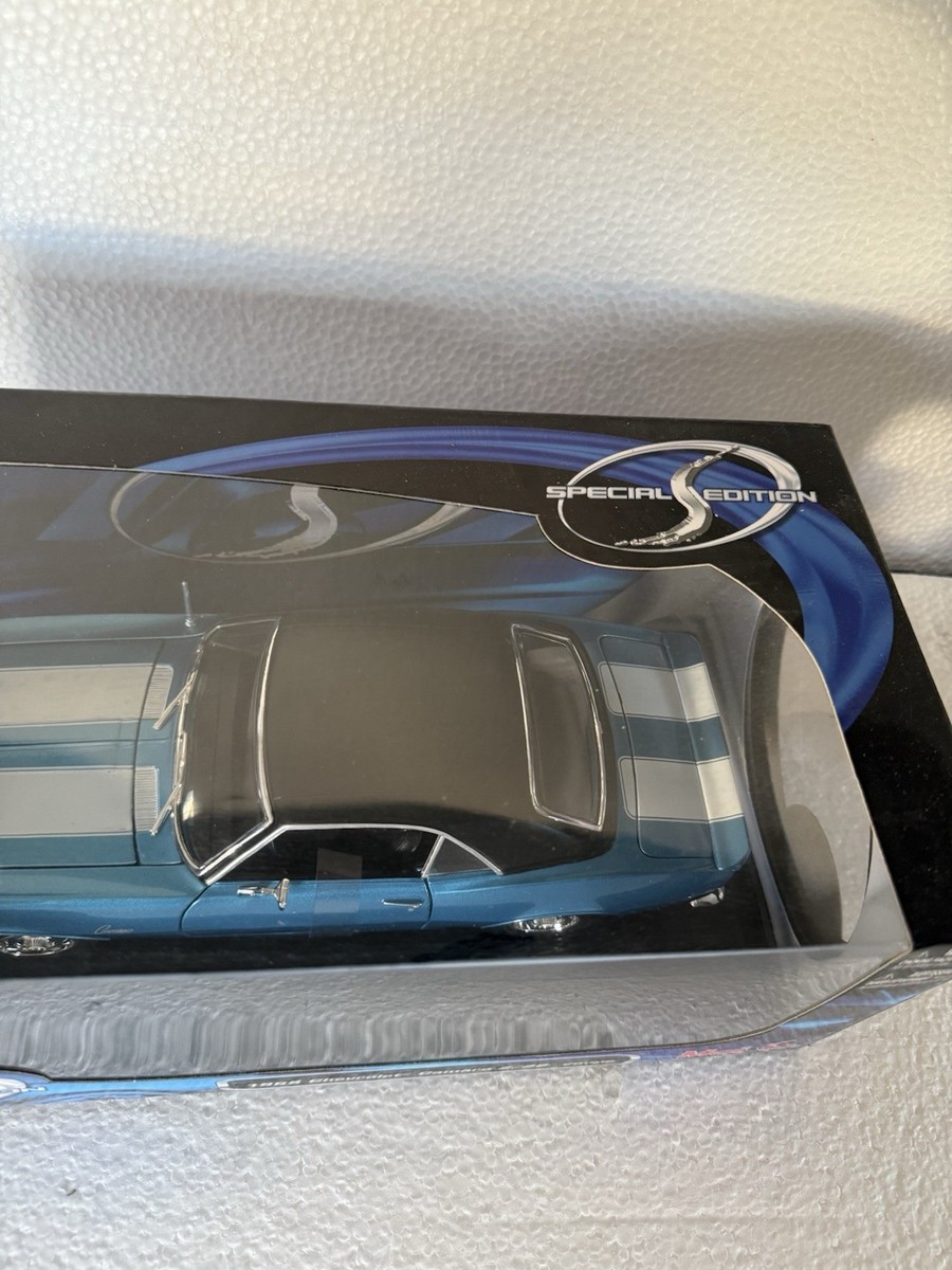 1968 CHEVY CAMARO 限定版 ミニカー 1:18 1968 CHEVY Camaro Z28 Exact Detail STREET STALKERZ 1/18