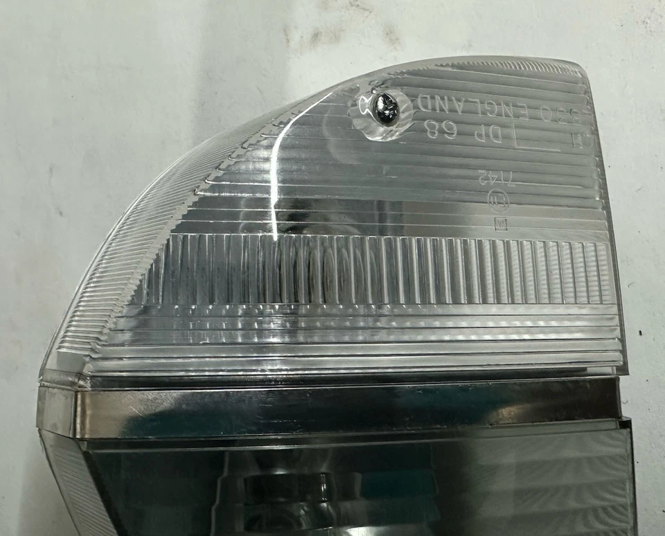 TRIUMPH STAG MODELOS ITALIANOS L/H/F LÁMPARA LATERAL E INTERMITENTE (LENTES TRANSPARENTES) Foto 2 de 4