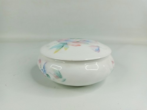 Aynsley "Little Sweetheart" Fine Bone China Trinket Dish 1984 - Picture 6 of 8