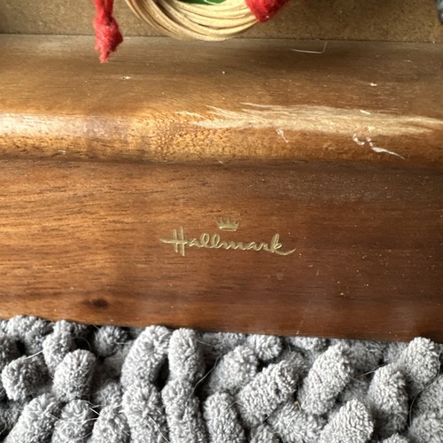 1988 Hallmark Keepsake Shadow Box Memory Tree Mini Christmas Ornament Display - Picture 10 of 23