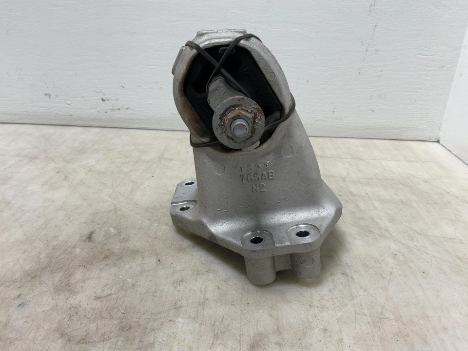 Soportes de montaje del motor Jeep JL Wrangler 3,6 L 2018 2019-2023 031186 Foto 4 de 4