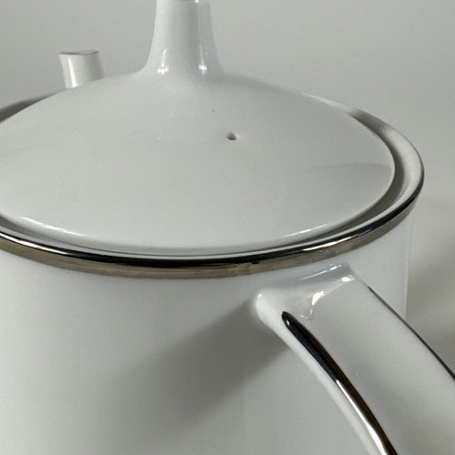 Vintage Teapot Noritake China Pilgrim Pattern 6981 Japan - Picture 8 of 13