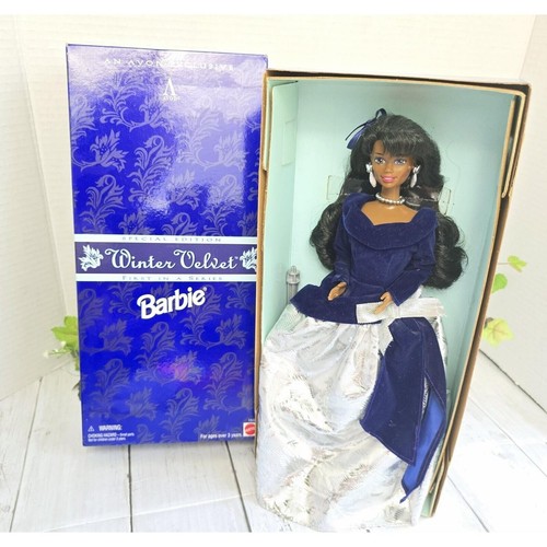 Mattel Winter Velvet Barbie African American Avon Special Edition in Box-1995
