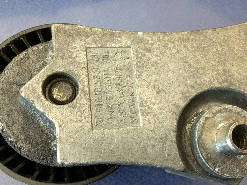 2010-2016 PORSCHE PANAMERA cayenne ENGINE TENSIONER PULLEY BRACKETS OEM - Изображение 2 из 4