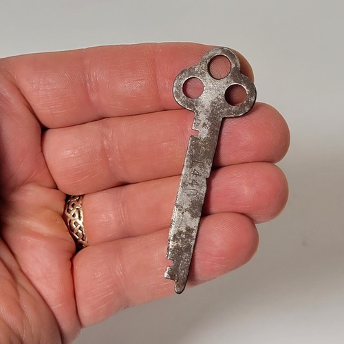 Llave Esqueleto Plana Corbin De Colección Aprox 2 5/8" Largo Marcada L44D - Imagen 4 de 7