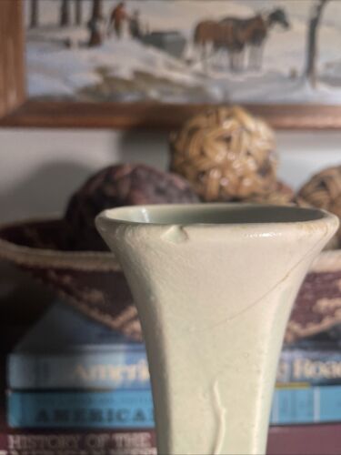 McCoy Pottery Nesting Birds Bud Vase; Glossy Brown Highlights on Green - Picture 3 of 8