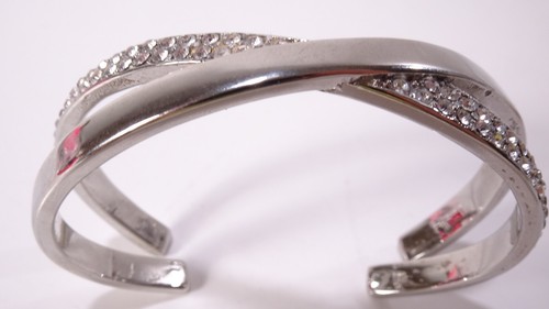 Designer WOmen's Shiny Silver Crystal Pave Criss Cross Cuff Bracelet NWOT - Picture 6 of 6
