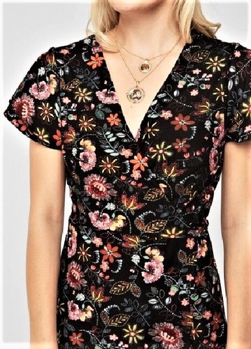 Womens Ladies V-Neck Wrap Dress with Tie & Short Frilled Sleeves in Black Floral - Picture 4 of 9
